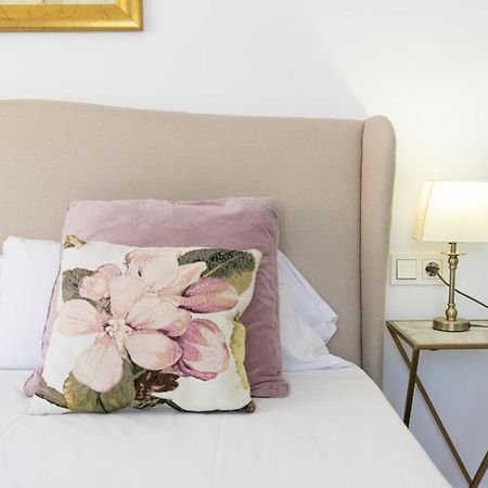 Soho Premium 4 Bedrooms Apartment Малага Екстериор снимка