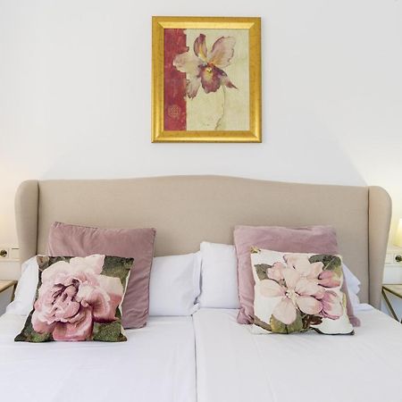 Soho Premium 4 Bedrooms Apartment Малага Екстериор снимка