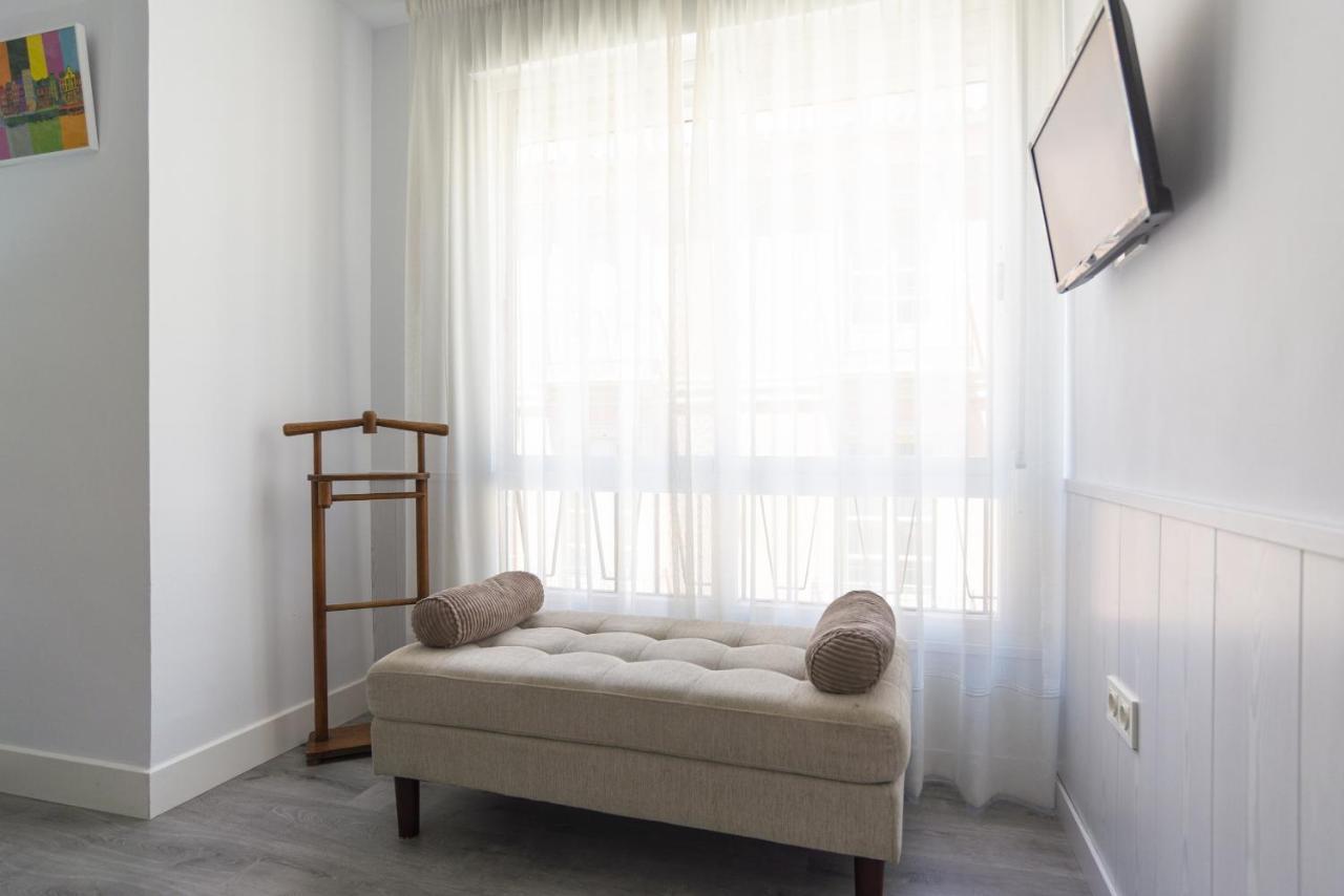 Soho Premium 4 Bedrooms Apartment Малага Екстериор снимка