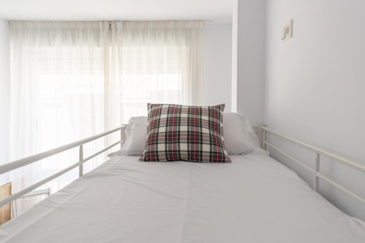 Soho Premium 4 Bedrooms Apartment Малага Екстериор снимка