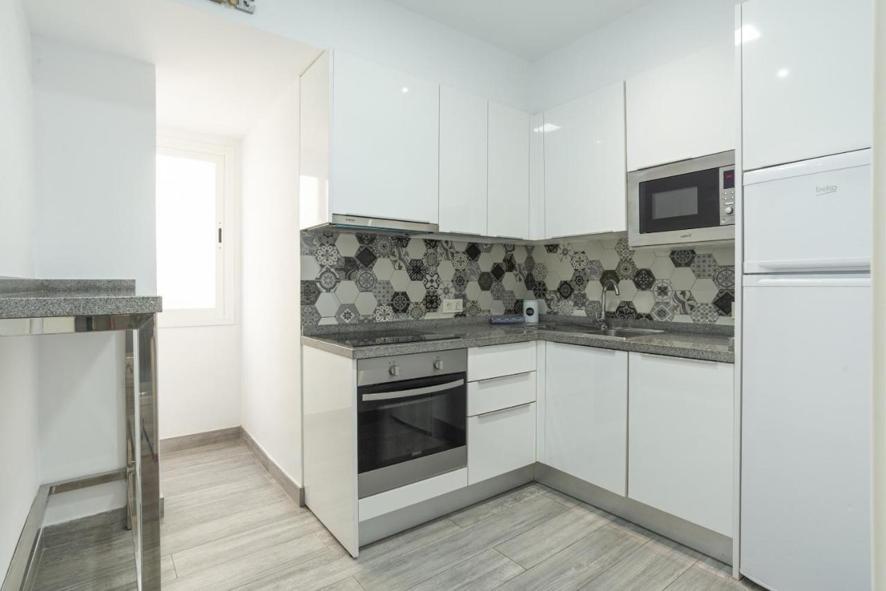 Soho Premium 4 Bedrooms Apartment Малага Екстериор снимка