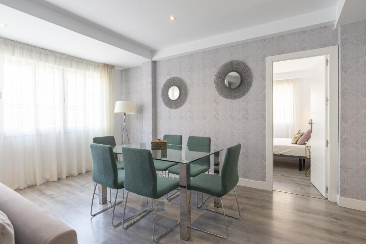 Soho Premium 4 Bedrooms Apartment Малага Екстериор снимка