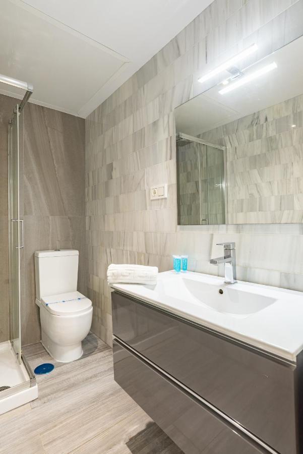 Soho Premium 4 Bedrooms Apartment Малага Екстериор снимка