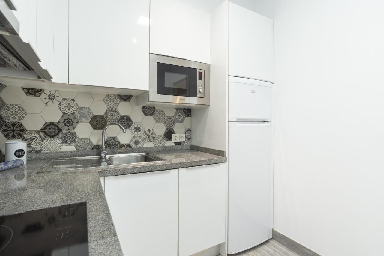 Soho Premium 4 Bedrooms Apartment Малага Екстериор снимка